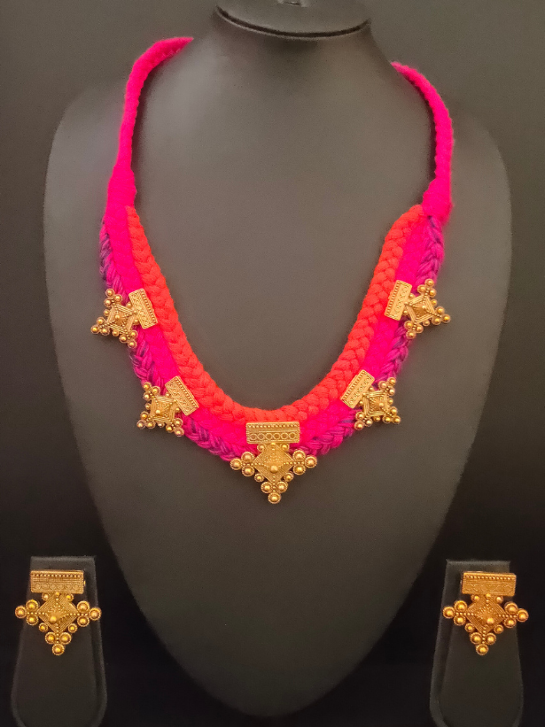 Red & Pink Braided Fabric Threads Necklace Set with Antique Gold Finish Metal Charms