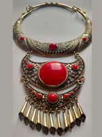 Load image into Gallery viewer, 3 Layer Hasli Necklace Set with a Statement Pendant (Red Stones)
