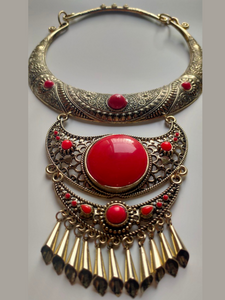 3 Layer Hasli Necklace Set with a Statement Pendant (Red Stones)