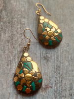 Load image into Gallery viewer, Black and Turquoise Tibetan Drop Earrings with Gold Detailing

