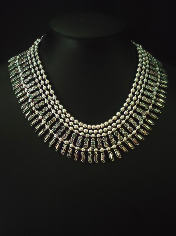 Elegant 3 Layer Choker Necklace