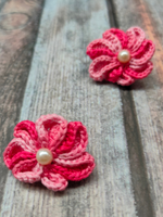 Load image into Gallery viewer, Shades of Pink Flower Shaped Hand Knitted Crochet Earrings
