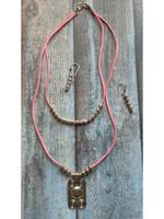 Load image into Gallery viewer, Minimal 2 Layer Necklace Set with Metal Pendants
