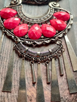 Load image into Gallery viewer, Hasli Necklace Set with a Statement Pendant (Red Stones)

