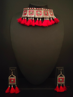 Load image into Gallery viewer, Oxidised Silver Choker Necklace Set with Red Thread Work

