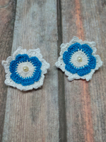 Load image into Gallery viewer, Blue and White Flower Shaped Hand Knitted Crochet Earrings
