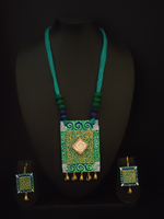 Load image into Gallery viewer, Classic Turquoise Fabric Necklace Set
