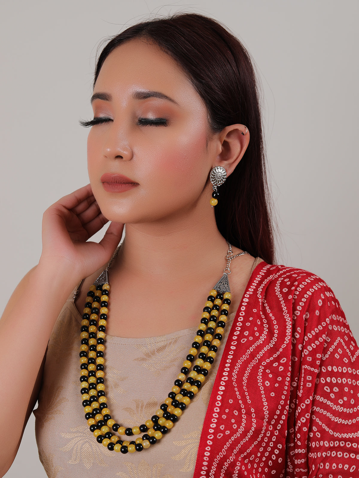Black and Yellow Glass Beaded 3 Layer Necklace Set
