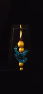 Load image into Gallery viewer, Thread Closure Terracotta Necklace Set
