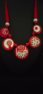 Load image into Gallery viewer, Red &amp; White Terracotta Necklace Set
