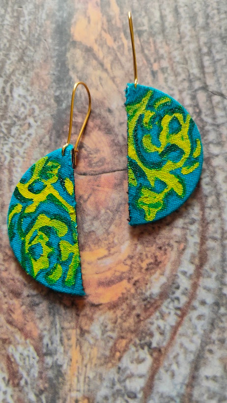 Hand Painted Fabric Necklace Set with Wooden Beads
