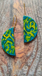 Load image into Gallery viewer, Hand Painted Fabric Necklace Set with Wooden Beads
