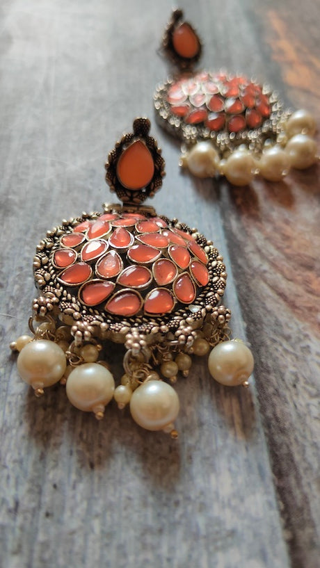 Peach Rhinestones Embedded White Pearls Metal Earrings