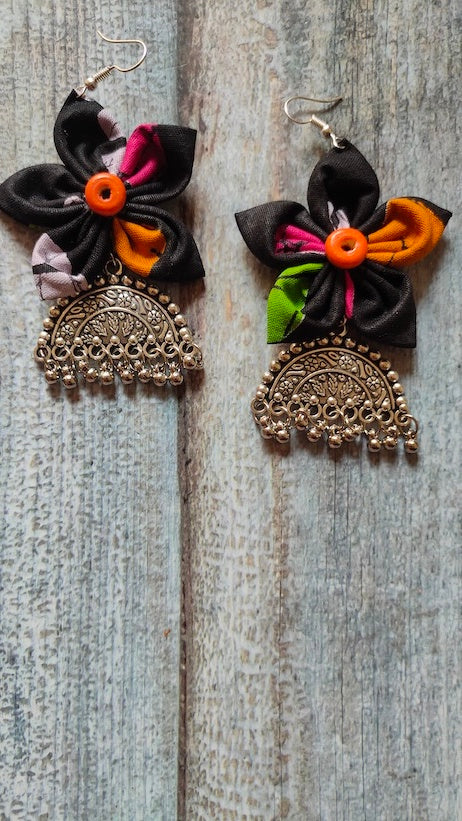 Black Flower Shaped Fabric Earrings with Metal pendant