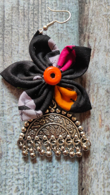 Black Flower Shaped Fabric Earrings with Metal pendant