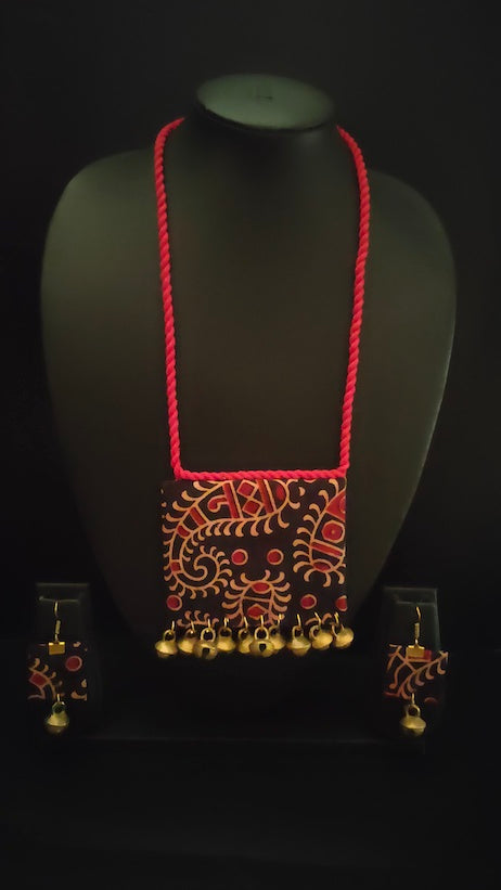 Block Printed Fabric Necklace Set Accentuated with Ghungroos