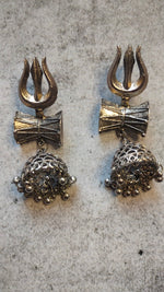 Load image into Gallery viewer, Damru and Trishul Metal Dangler Jhumkas

