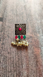 Load image into Gallery viewer, Multicolor Rhinestones Embedded Intricately Detailed Choker Necklace Set
