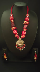 Vibrant Beads, Stones and Fabric Thread Closure Necklace Set