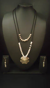 2 Layer Seashell Thread Closure Metal Necklace Set
