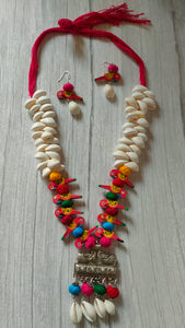 Wooden Birds and Shell Work Elaborate Necklace Set