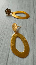 Load image into Gallery viewer, Long Abstract Shape Brass Dangler Earrings
