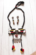Load image into Gallery viewer, Fabric and Shell Work Metal Charms Necklace Set
