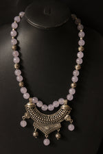 Load image into Gallery viewer, White Jade Beads and Elaborately Detailed Metal Pendant Necklace Set
