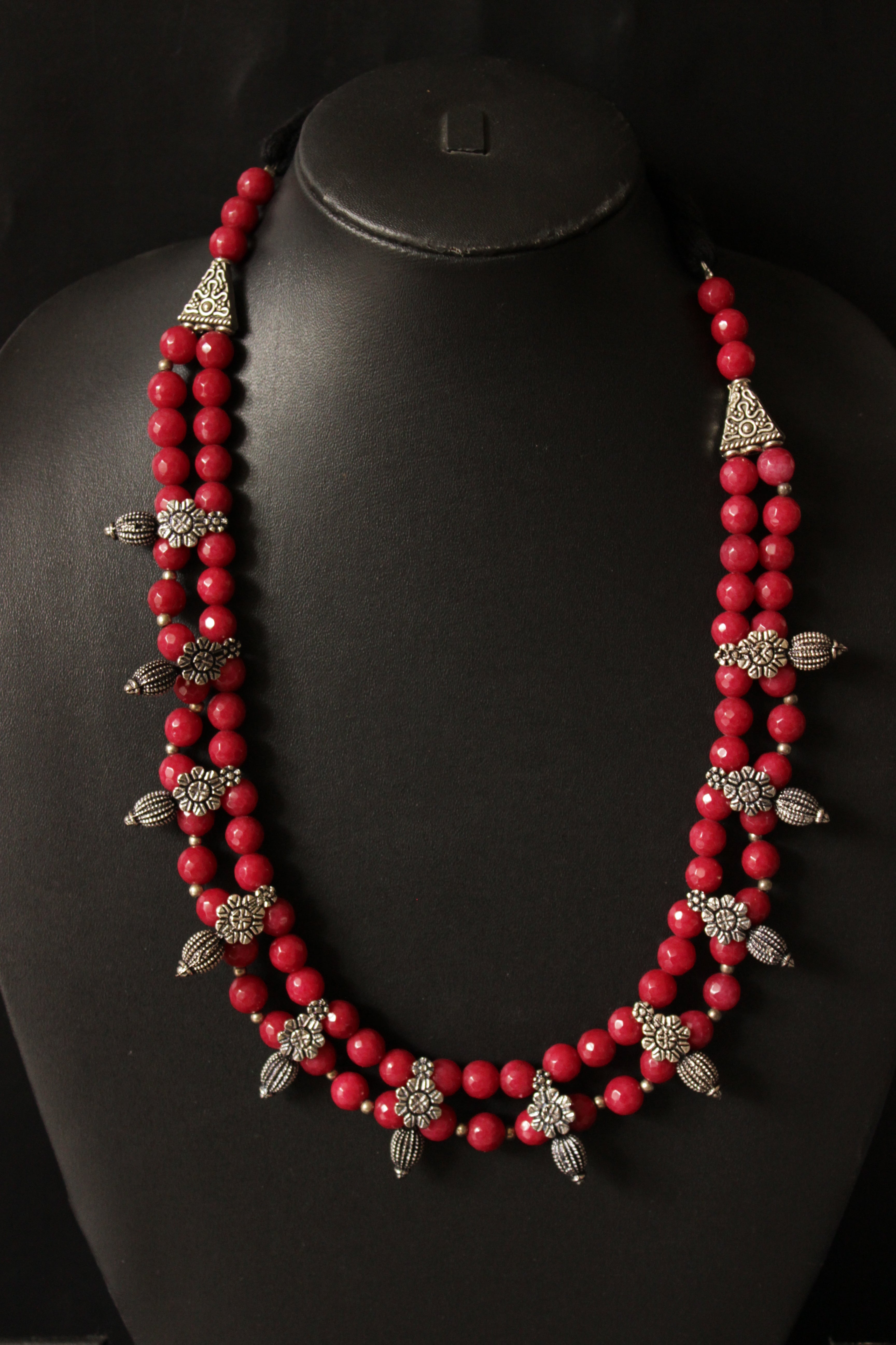 Red Jade Beads Elegant Choker Necklace Set