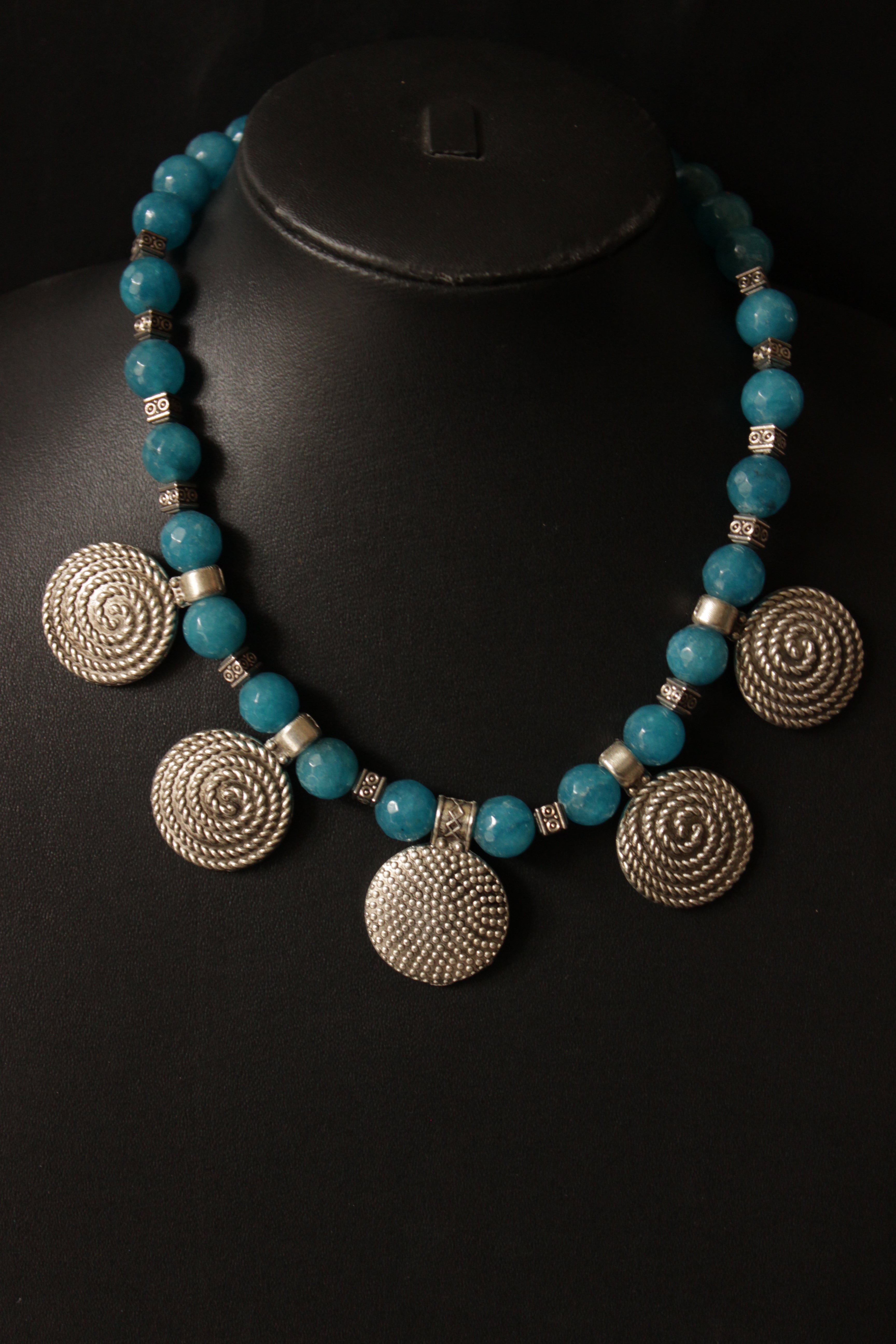 Turquoise Jade Beads Spiral Metal Charms Necklace Set