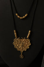 Load image into Gallery viewer, 2 Layer Antique Gold Finish Rope Closure Necklace Set
