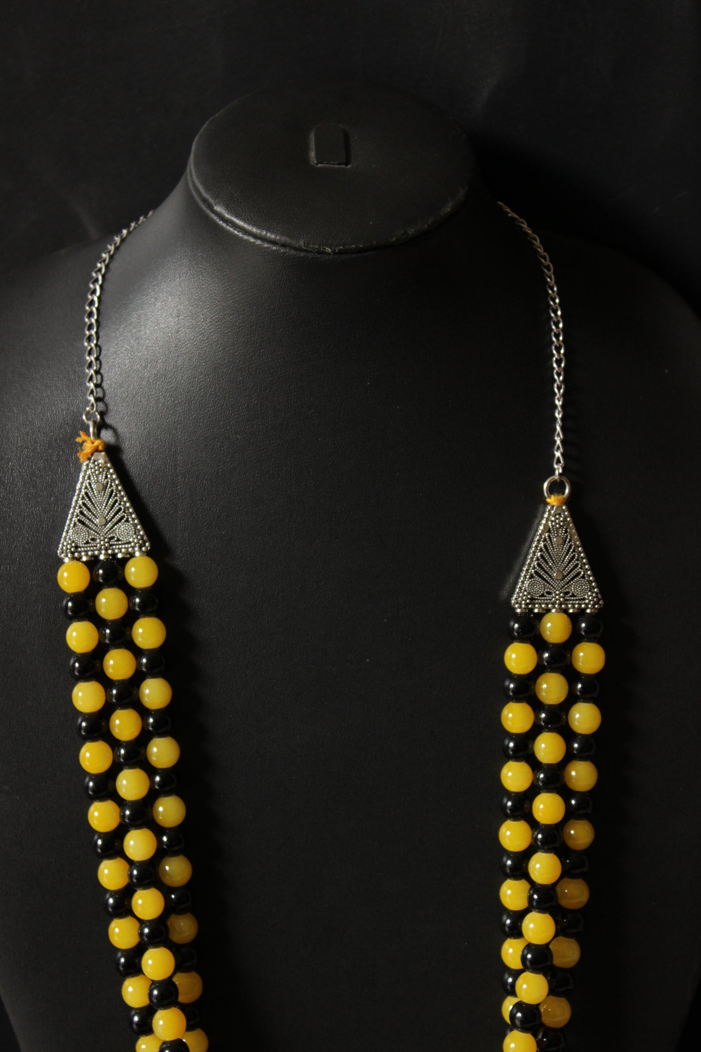 Black and Yellow Glass Beaded 3 Layer Necklace Set