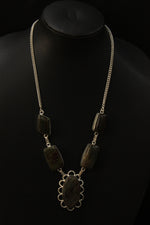 Load image into Gallery viewer, Handcrafted Blood Jasper Natural Gemstone Embedded Necklace
