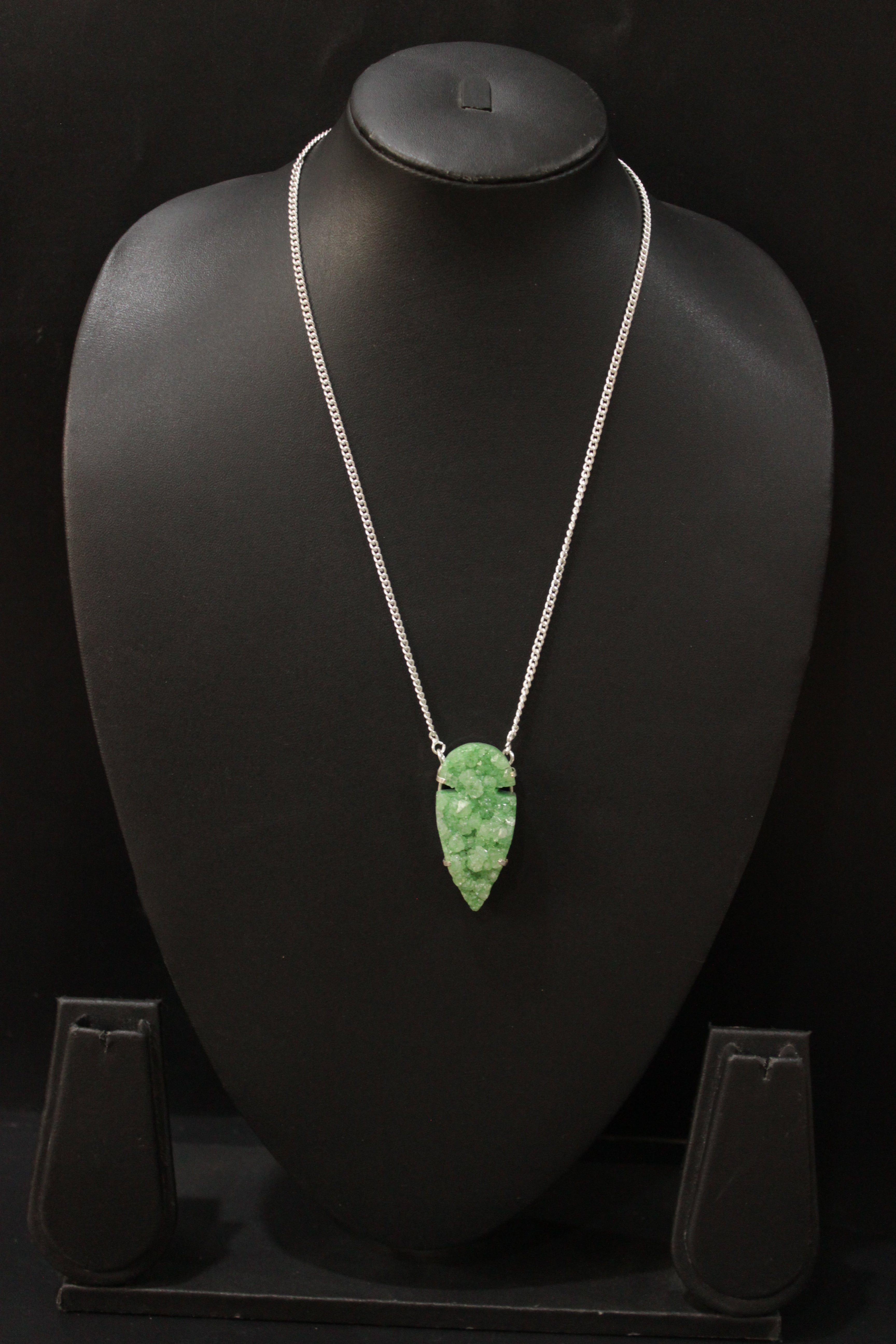 Green Crystal Druzy Gemstone Embedded Pendant Necklace