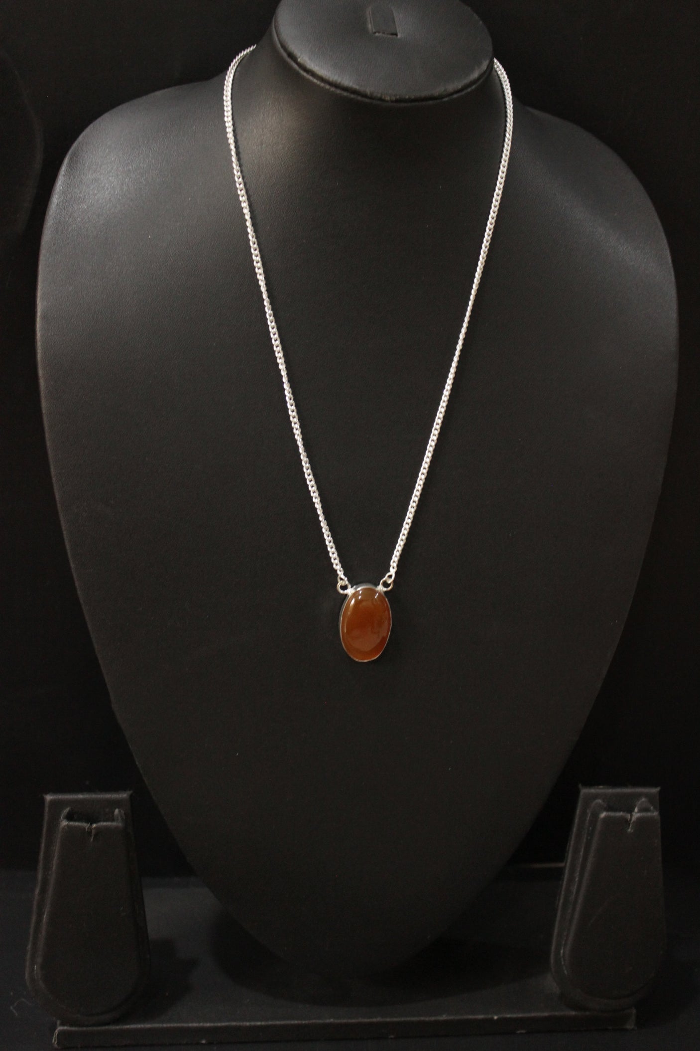 Brown Agate Oval Shiny Gemstone Embedded Silver Plated Necklace