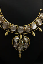 Load image into Gallery viewer, Baroque Pearls Natural Gemstones Embedded Gold Toned Versatile Brass Necklace Set
