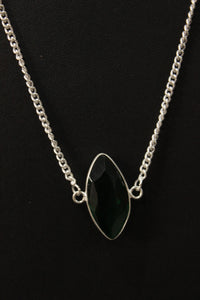 Chrome Diopside Cut Natural Gemstone Embedded Silver Plated Necklace