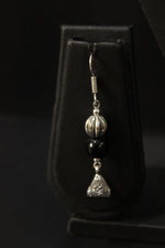 Load image into Gallery viewer, Braided Threads And Metal Pendant Half Hasli Choker Necklace Set
