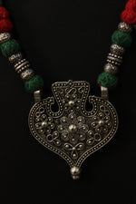 Load image into Gallery viewer, Multi-Color Fabric Beads Paan Shape Pendant Braided Threads Necklace Set
