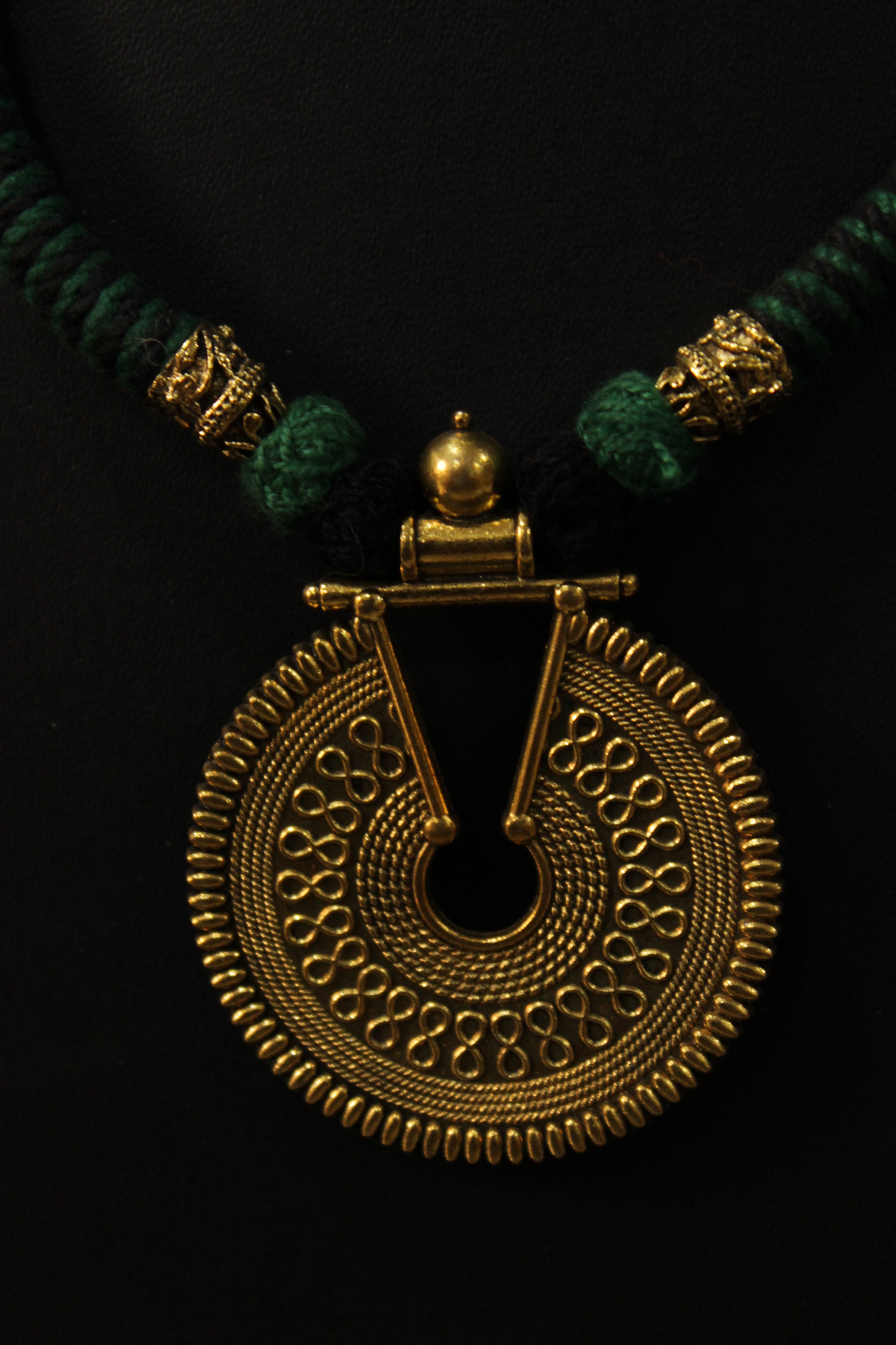 Antique Gold Finish Green Braided Threads Necklace