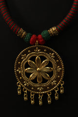 Antique Gold Finish Flower Motifs Braided Threads Choker Necklace