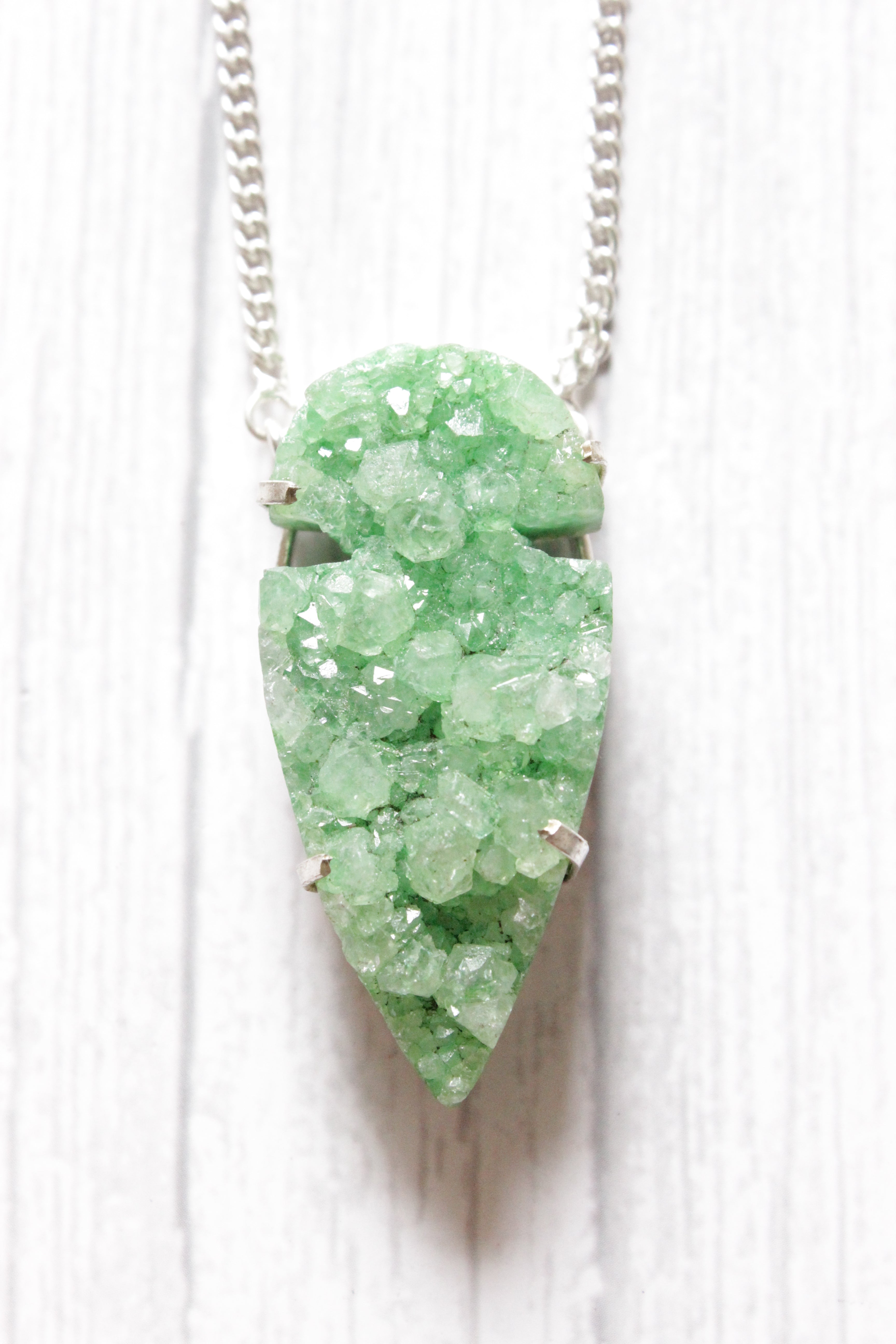 Green Crystal Druzy Gemstone Embedded Pendant Necklace
