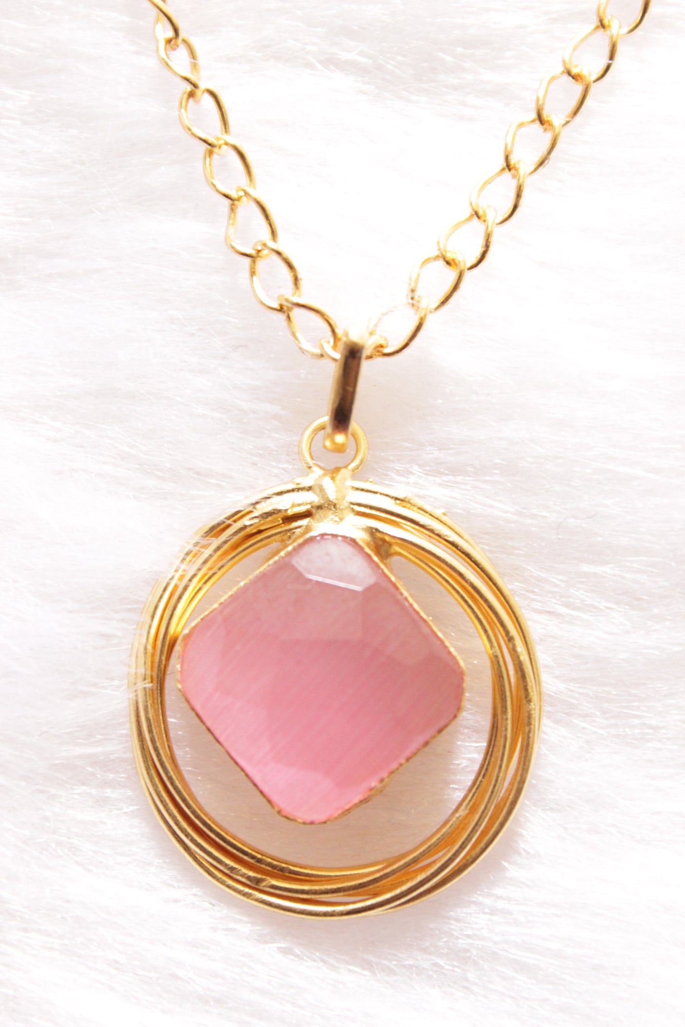 Soft Pink Raw Natural Gemstones Embedded Gold Finish Chain Necklace Set