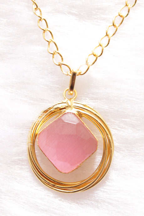 Soft Pink Raw Natural Gemstones Embedded Gold Finish Chain Necklace Set