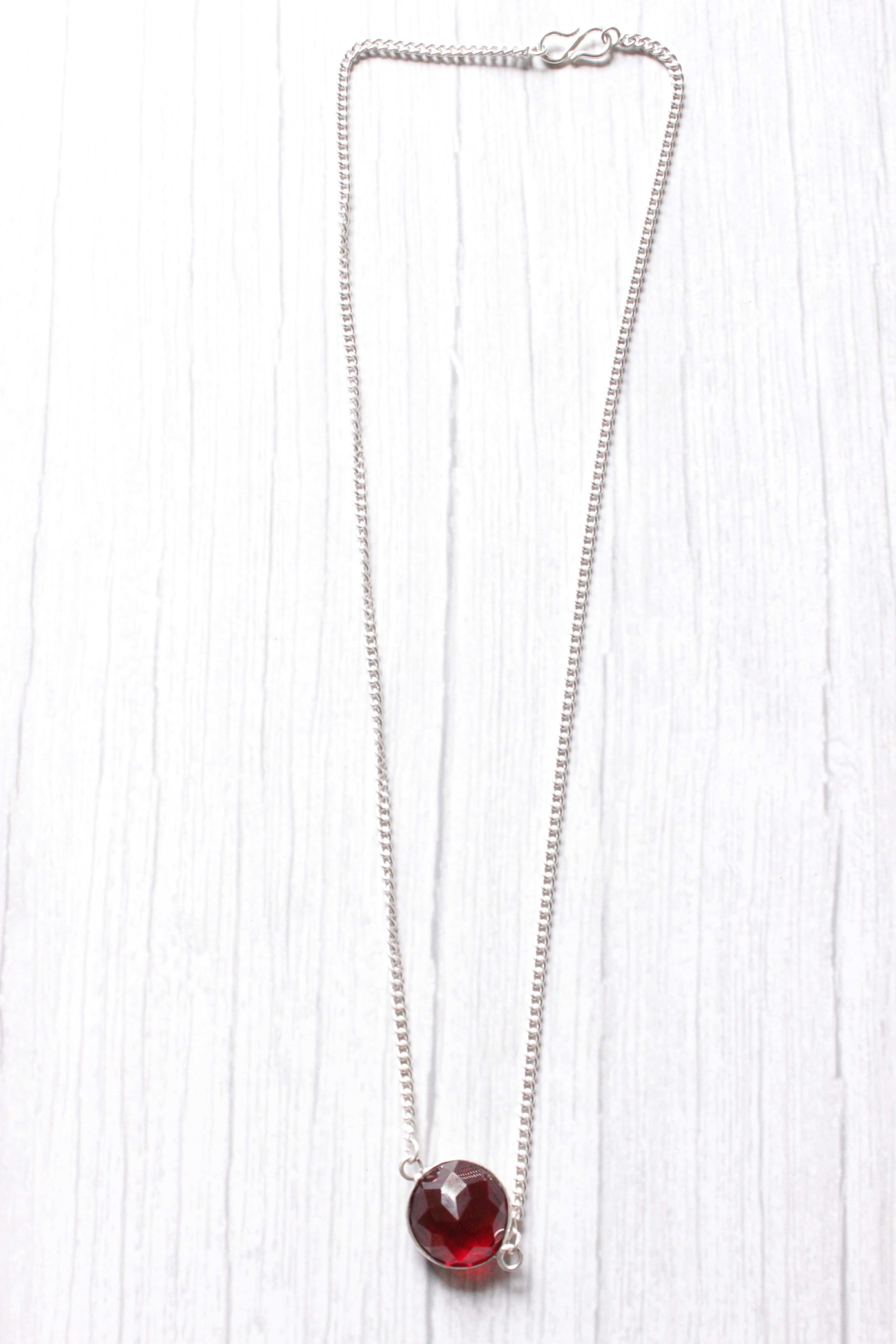 Faceted Garnet Quartz Natural Gemstone Embedded Silver Plated Necklace