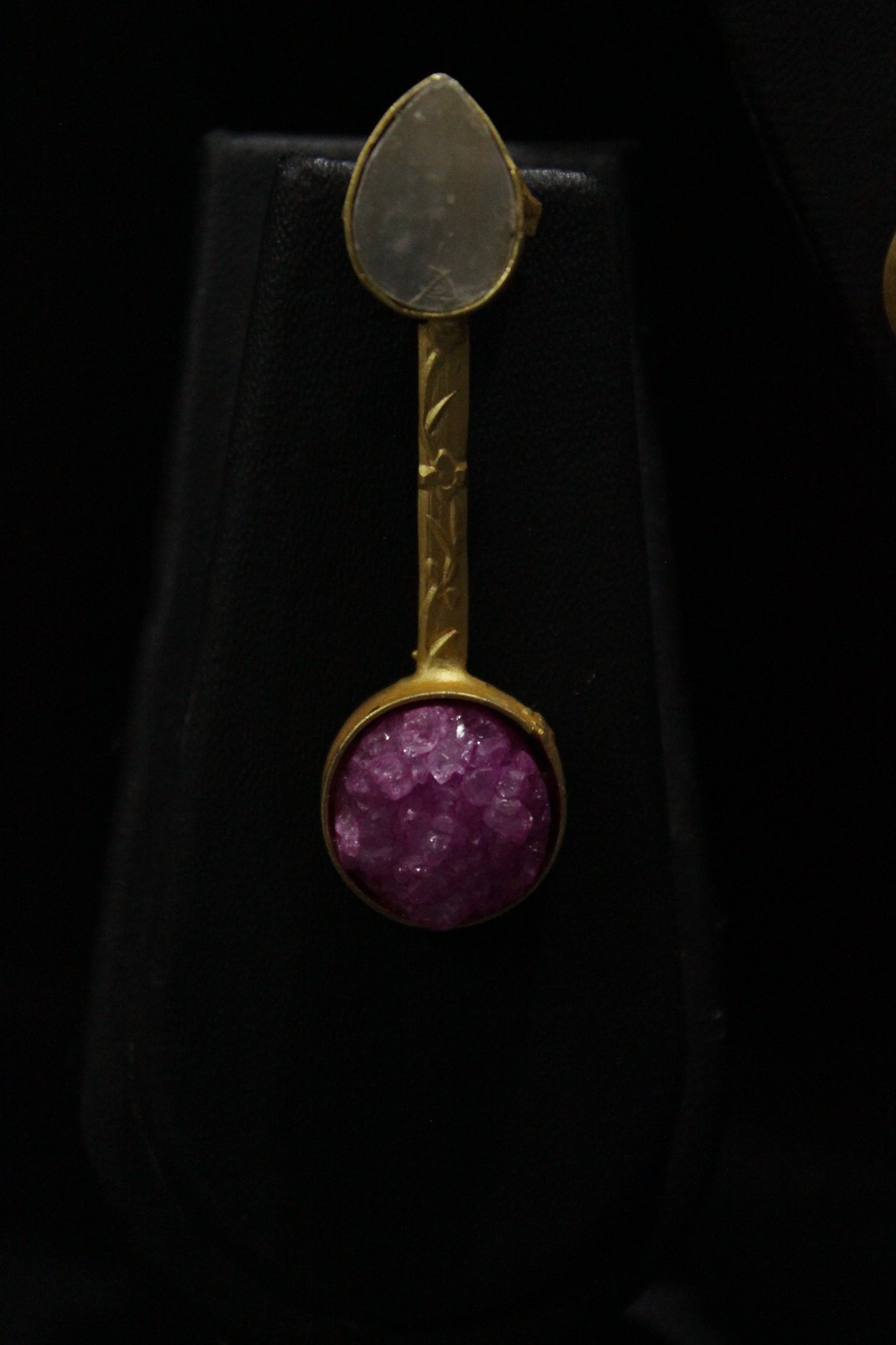 Pink & White Raw Natural Gemstones Embedded Gold Finish Wedding Bar Necklace Set