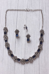 Glass Stones and Rhinestones Embedded Metal Necklace Set with Nosepin