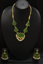 Load image into Gallery viewer, Sea Green Raw Natural Glass Stones Embedded Gold Toned Adjustable Length Necklace Set

