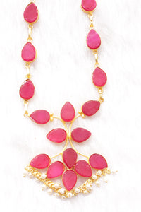 Rose Pink Raw Natural Glass Stones Embedded Gold Toned Adjustable Length Necklace Set