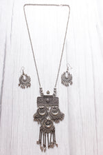 Load image into Gallery viewer, Long Chain Oxidised Silver Finish Metal Necklace Set with Half Moon Shaped Earrings
